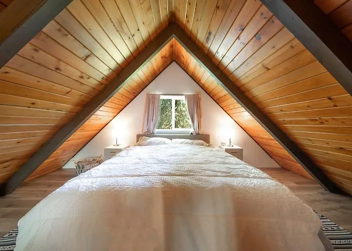 R & R Chalet At Mt. Rainier