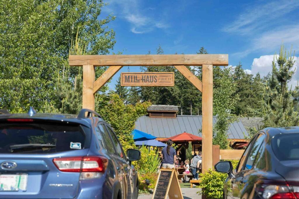 R & R At Mt. Rainier Chalet